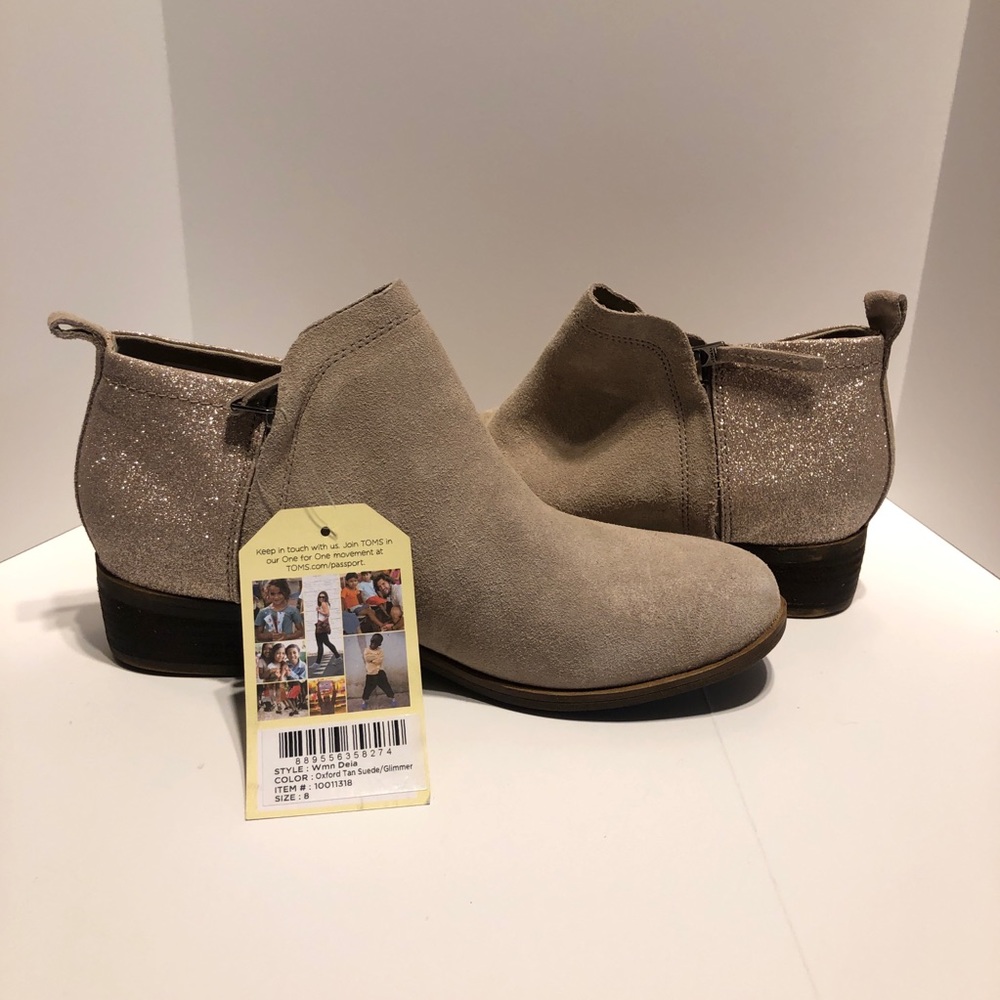 TOMS Deia Ankle booties tan/glimmer sz 8